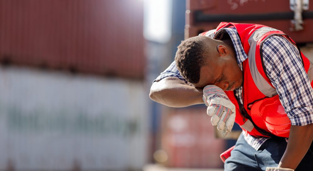 heat safety training plans on employee working outside